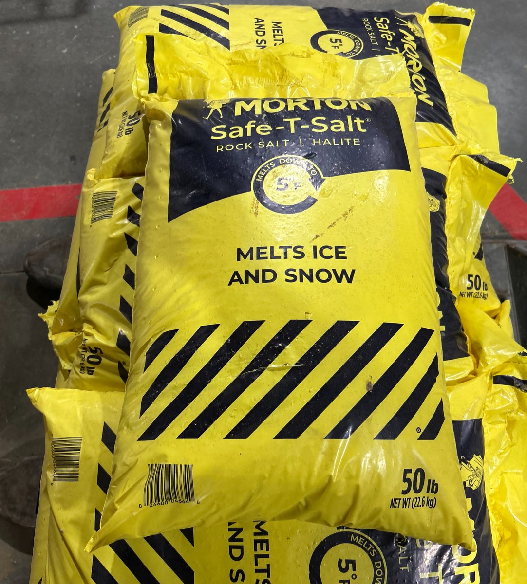 TrueValueTriad's tweet photo. Icy conditions are expected this weekend, and preparation matters. ❄️

We have Ice Melt in stock, but demand is already high. Once we are out, we are out! 

Stop in early and be ready for this weekend! 

#RentalSupplyInc https://t.co/YFCGndh1g6