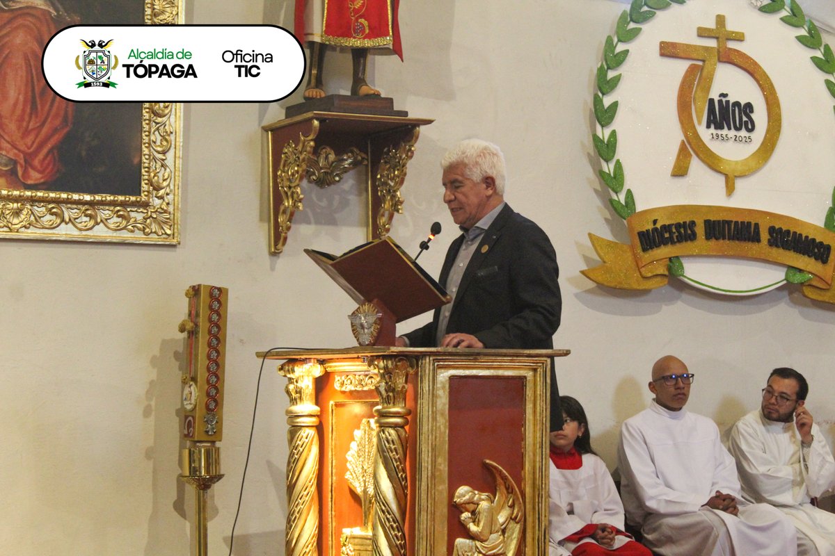 La Alcaldía Municipal de Tópaga, participó en la eucaristía solemne realizada en el templo parroquial del municipio.

Se rindió un sentido agradecimiento y despedida al padre Camilo Andrés Cáceres,  y se dio la bienvenida al nuevo párroco, padre William Chaparro.