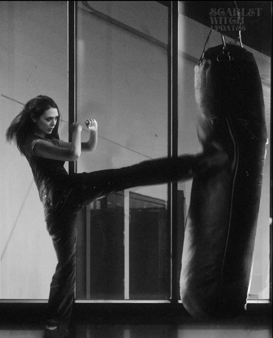 _myeyesmyeyes_'s tweet photo. still mad at Marvel for not giving us Wanda training https://t.co/aAkPxgnpyO