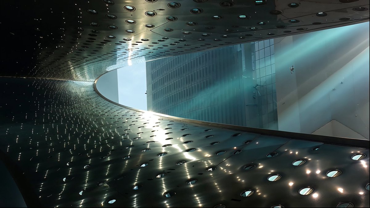 Sunny-day architecture references