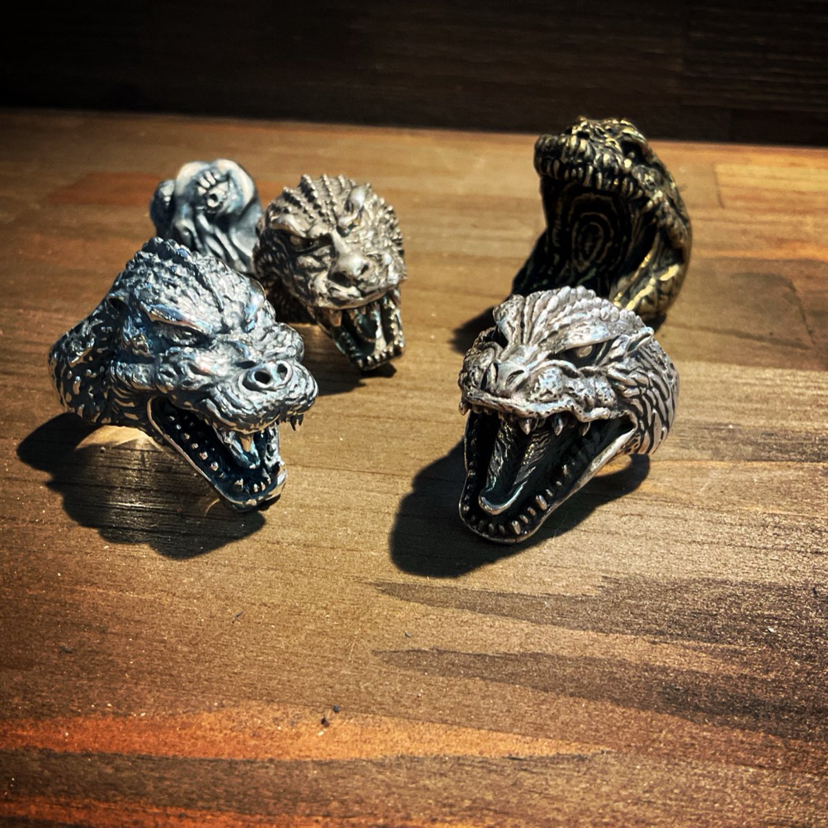 haraKIRI Marusan Toy GODZILLAシリーズ paint by 吉坂隆 限定