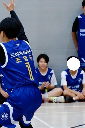 SuperB_Chan03's tweet image. some louis
#LNGSHOT #lngshot4sho #LOUIS #루이