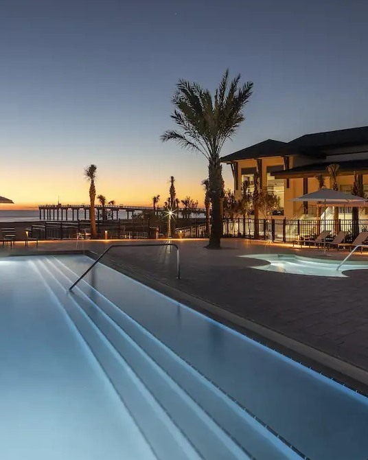 Now that the holiday hustle is over, it's time to rest and recharge! We know just the place...

At Embassy Suites St. Augustine Oceanfront Resort, you can enjoy all the amenities without ever leaving the property. 

Start planning your getaway now: bit.ly/ESStAugustineB…