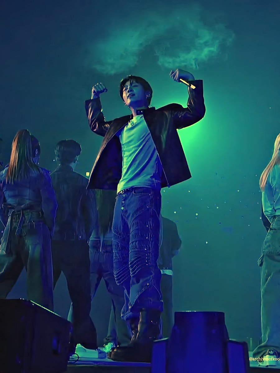 정국⋆ tweet media