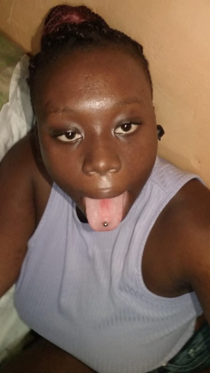 iamAfreka's tweet photo. KINKY| FACETIME SERVICES

$70 USD - Breast Play/ Milk
$100 USD - Anal Shows
$150 USD - Period Play
$200 USD - Scat Play https://t.co/7FYaqDcGJW