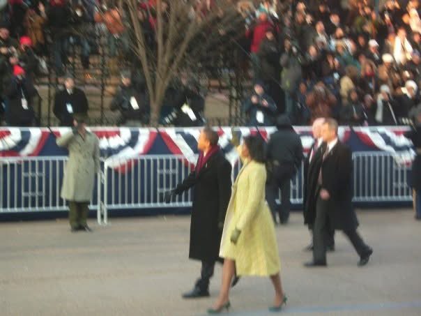 shes_rADIAnt's tweet image. One of the coldest days ever and I wouldn’t change it for anything 🫶🏾 a truly historic day!