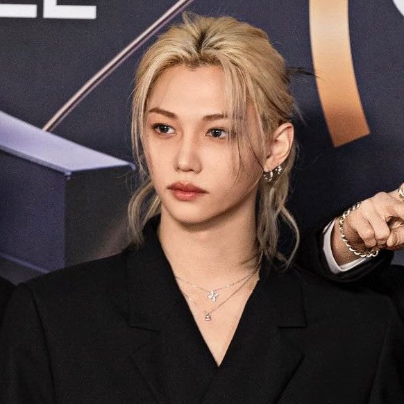 0915lixiepixie's tweet image. This is how you age when you're unproblematic