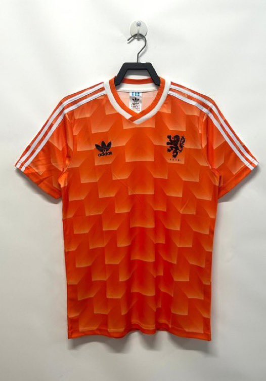 FutHoops's tweet image. 🍊 Holanda 1998 🍊 

💲 20€ con envío incluido 

✉️ Pedidos por MD