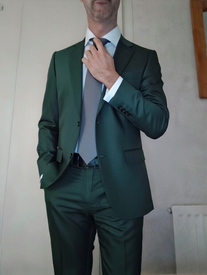 French man suited tweet media