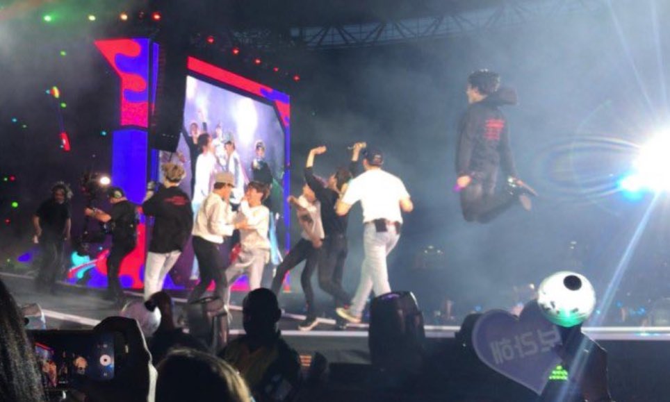 jungkook literally being in the air fries me 😭