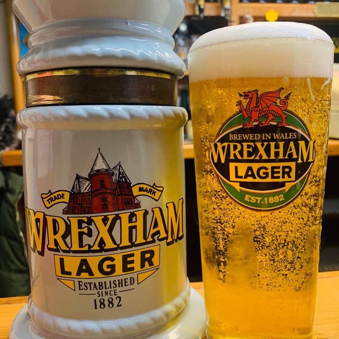 lagerwxm's tweet photo. The Wrexham Lager Club will be open at 5pm this evening with food available before the Wrexham afc home game #Wrexham #Wrecsam #greatbeer https://t.co/w7rgW7XlPO