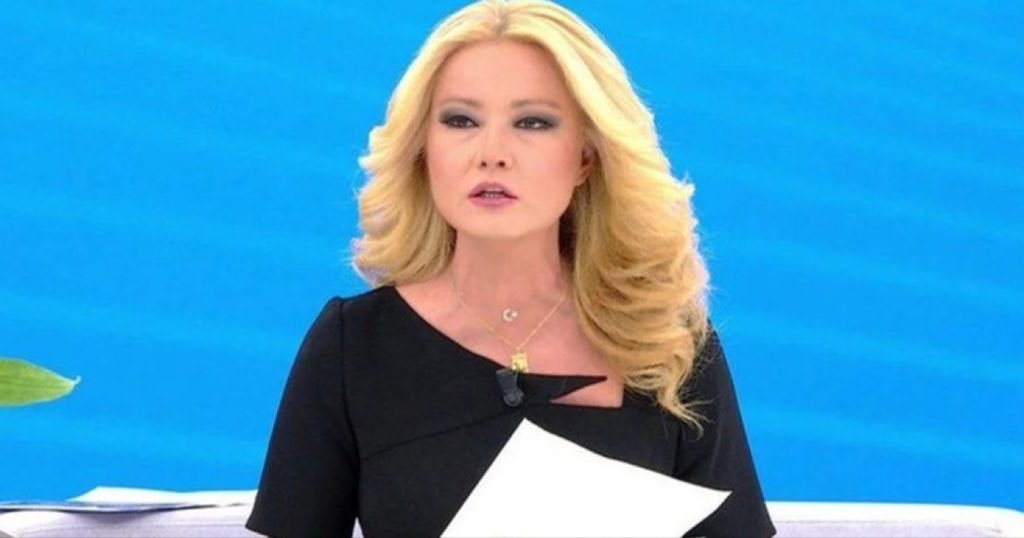 daily_magazin's tweet photo. Müge Anlı: 

“Bir kadın evlenirken, sevgili olurken para, pul, bilezik, ev, araba istiyorsa o kadından kaçın.” https://t.co/kRvlrzhjEz