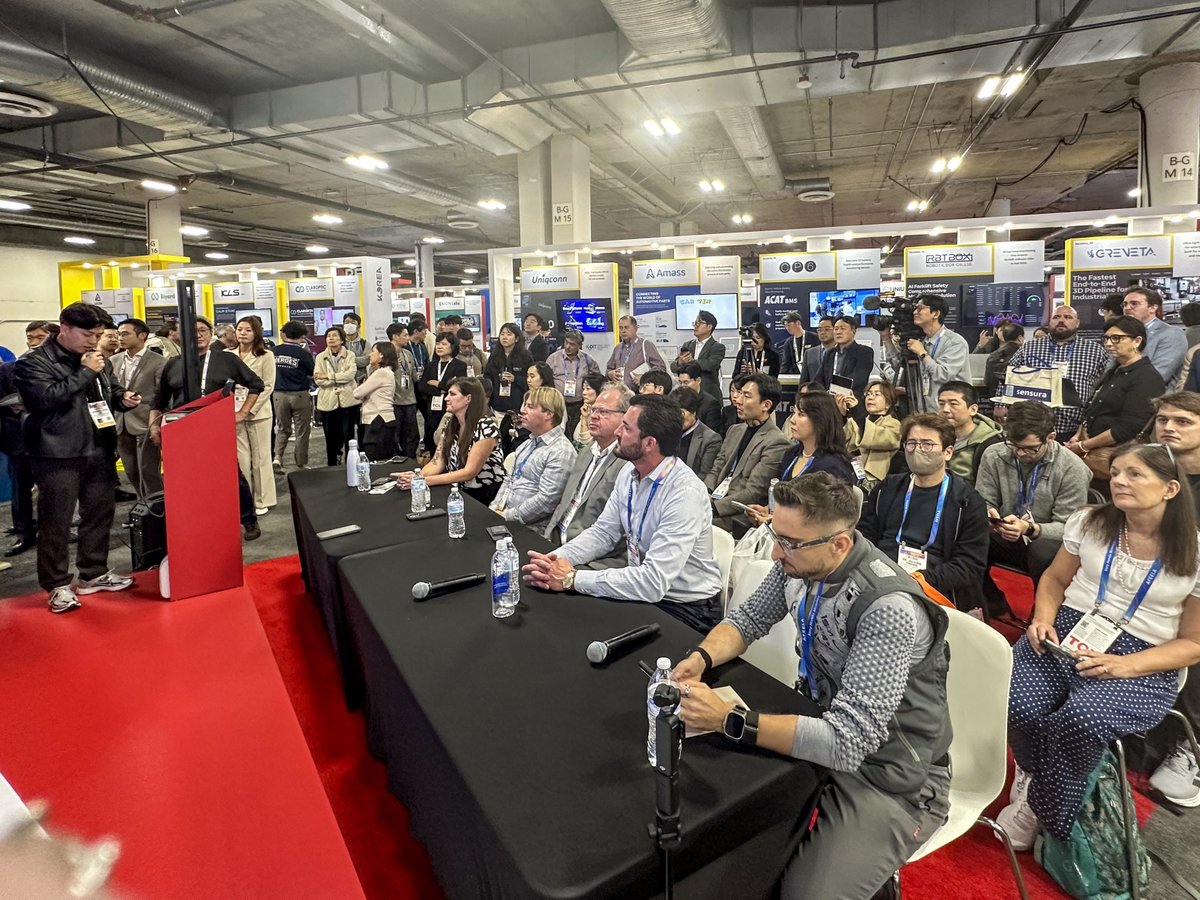 Curiosity Lab tweet media