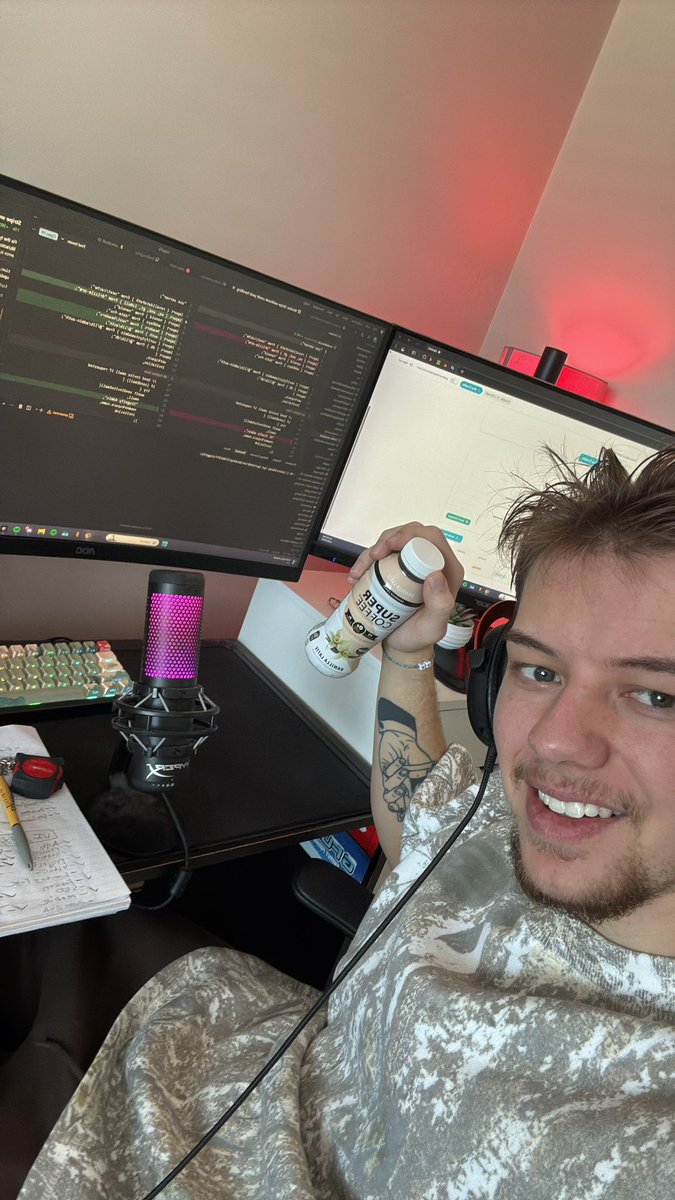 >caffeine
>about to ship my saas
>same clothes as yesterday 🫣
>still on the grind