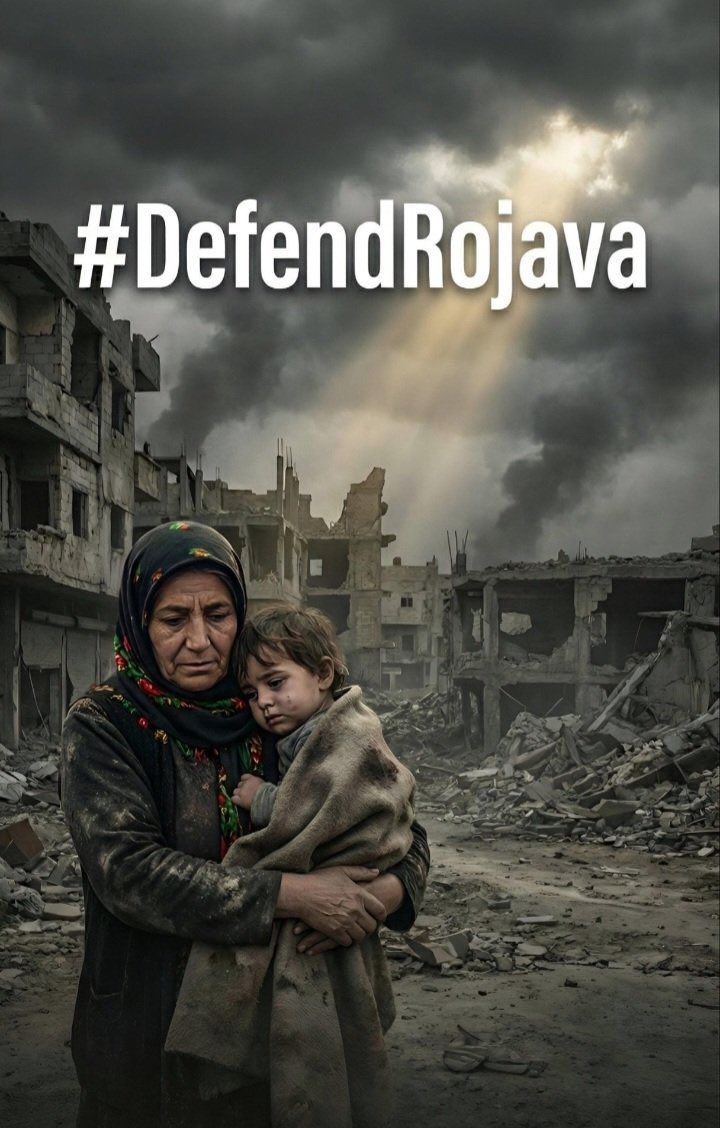 Bedirhan_2135's tweet image. Sen sırtta taşınan yük değilsin ki.
Sen milyonlarca Kürdün yüreğinde taşıdığı bir gurursun . 
Sırta taşınan yük bir süre sonra bırakılır.
Ama yürekte taşınan sonsuza kadar yaşar.

#KobaneUnderAttack 
#DefendRojava 
#ProtectRojava
