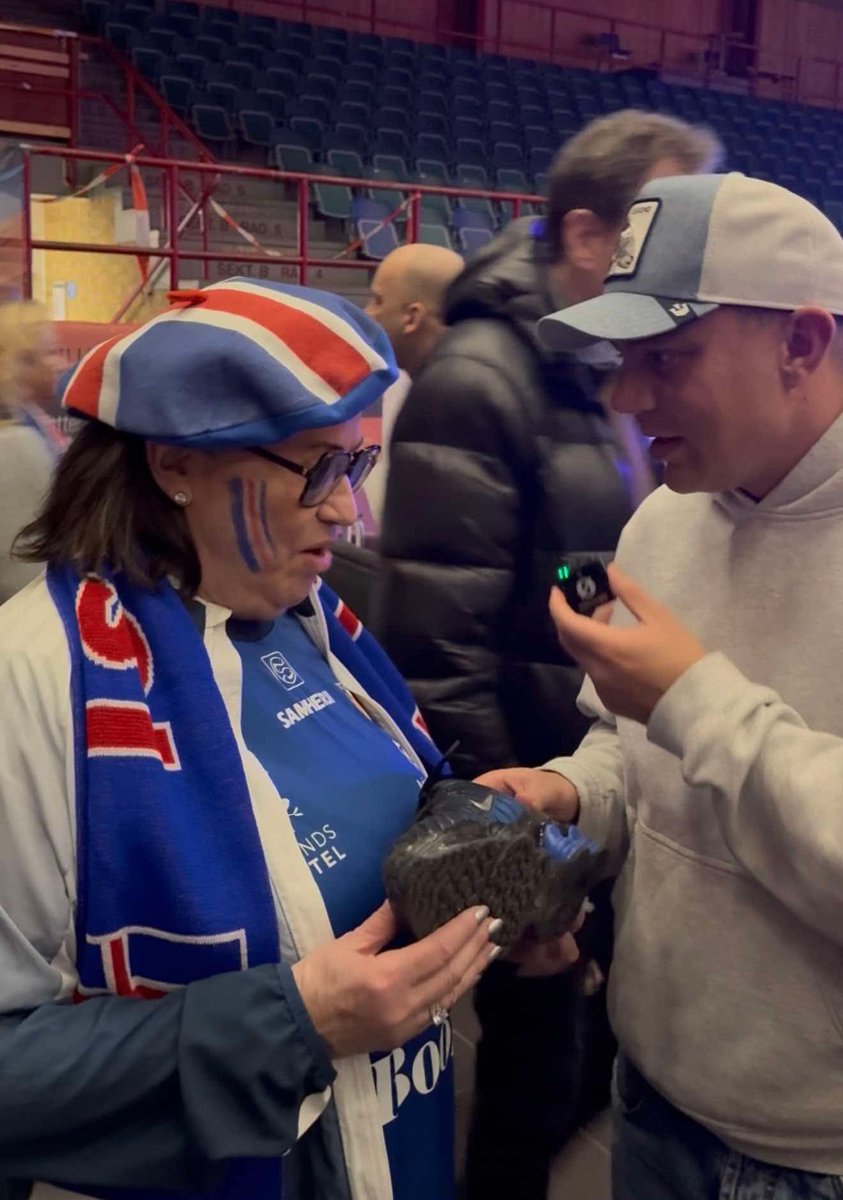 Sigurđur Gísli Bond tweet media