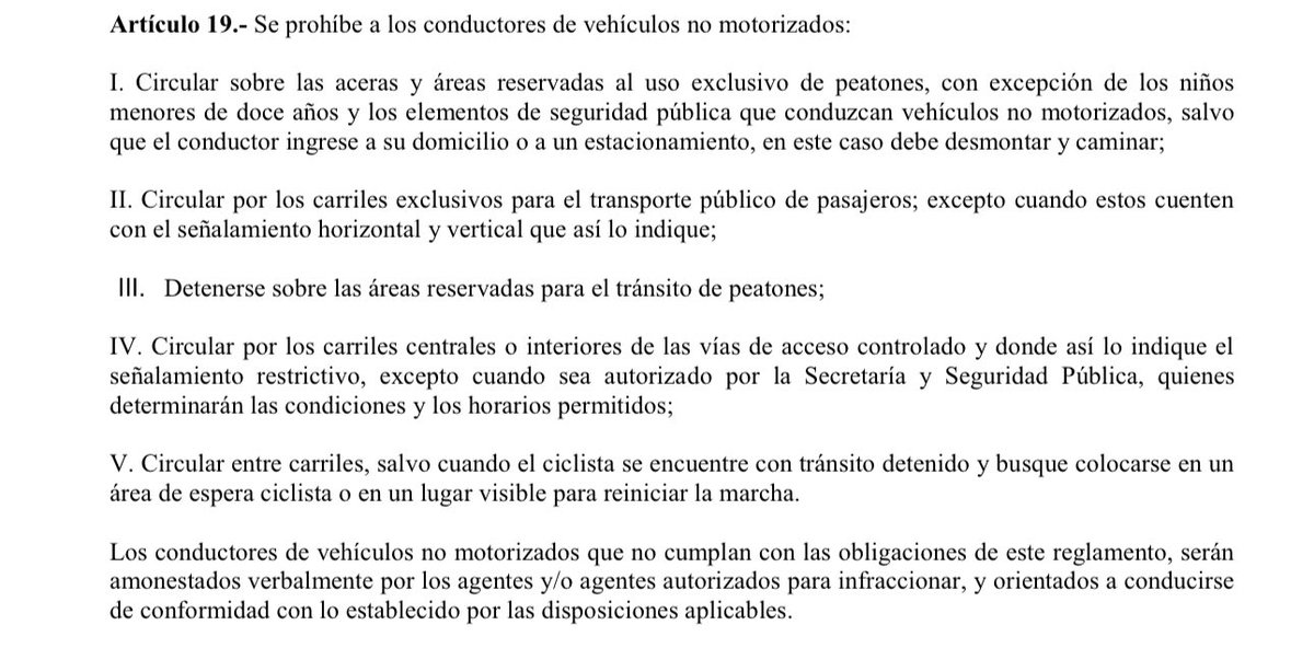AluxLyn's tweet photo. @elmaugarcia @boby_rebel_rob El reglamento de tránsito aplica para todos motos, bicis y autos.
Capítulo 3 artículo 19 fracción V https://t.co/UmC2HUjOCt