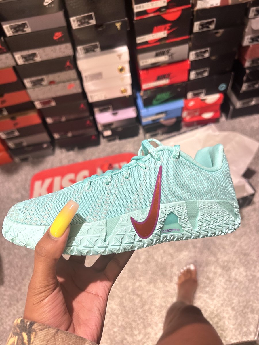 Sneaker Bae 🇪🇷🐪🌴 tweet media