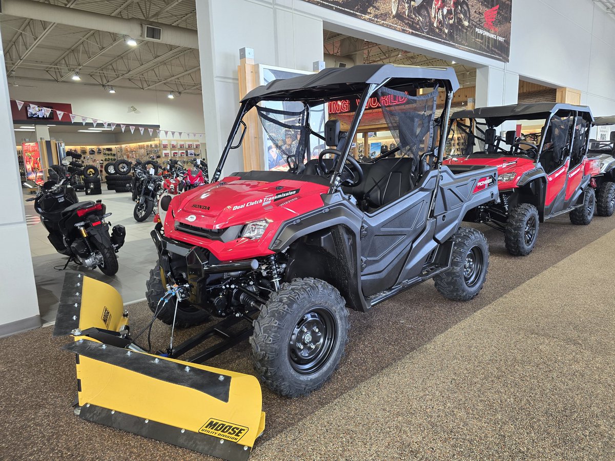 RodsPowerhouse's tweet photo. Who's looking for a snow plowing machine? ❄️
This New 2025 Honda Pioneer 1000-3 is ready to show you what it's capable of! 
Equipped with a hydraulic Moose V-Plow, winch, and hard roof. Out-the-Door price of $20,430! 🔥 #hondaSXS #SnowBeast https://t.co/cgGITkMAUX