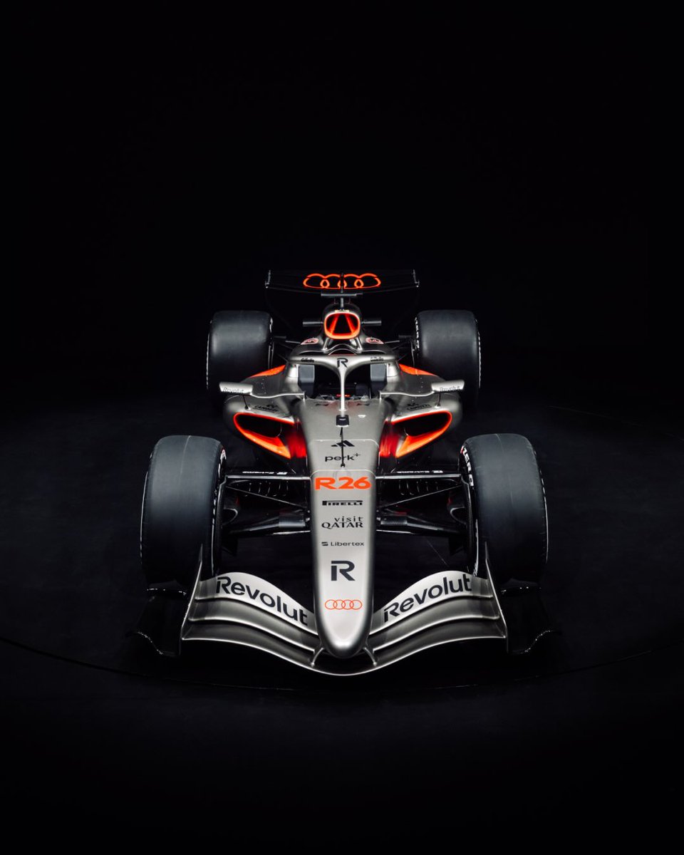 prishow's tweet image. FIRST LOOK 👀 @Audi's first-ever F1 car has landed.

What do you think of the The Audi R26?

#PRI #F1 #AudiF1
