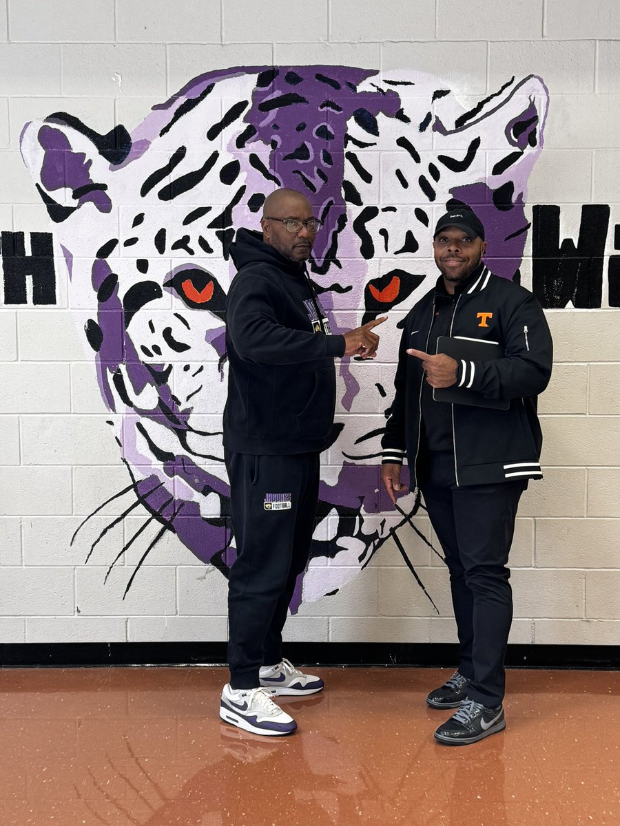 SouthwindJags's tweet image. Would like to thank @DeRailSims for stopping by 🐆🐆🐆 NATION 38125