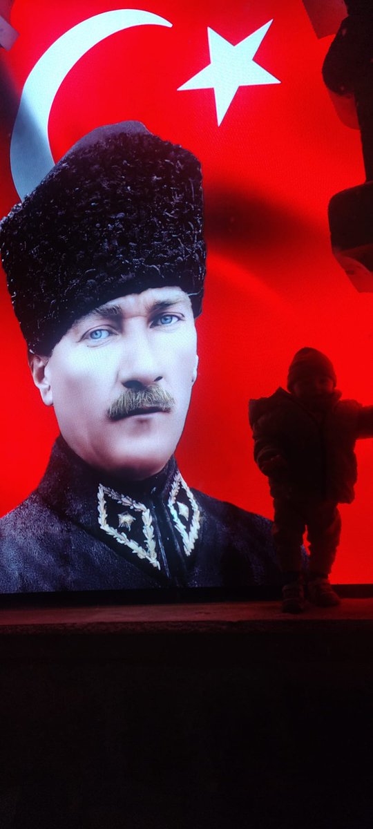 58TEMUR's tweet photo. Bayraksızlar bayraksızlar
Yere düşse bayrak sızlar
Nerden bilsin kıymetini
Soysuz sopsuz bayraksızlar https://t.co/GWex1OvWqZ