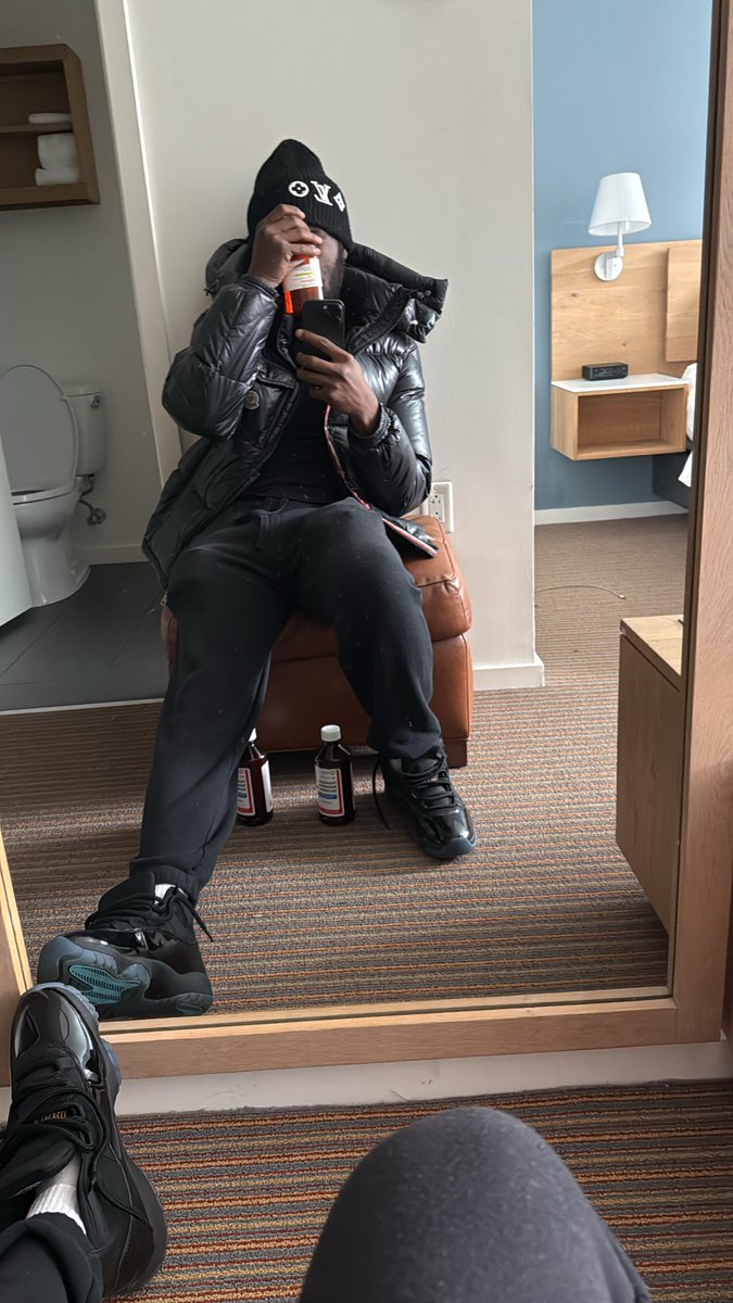 🎒 (@bigms1947) on Twitter photo 