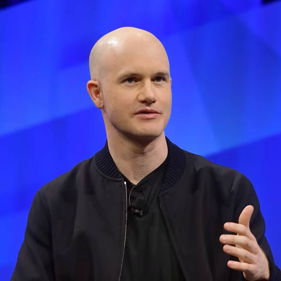 Coinbase CEO阿姆斯特朗：对美国全面加密法案前景乐观，尽管反对上周草案