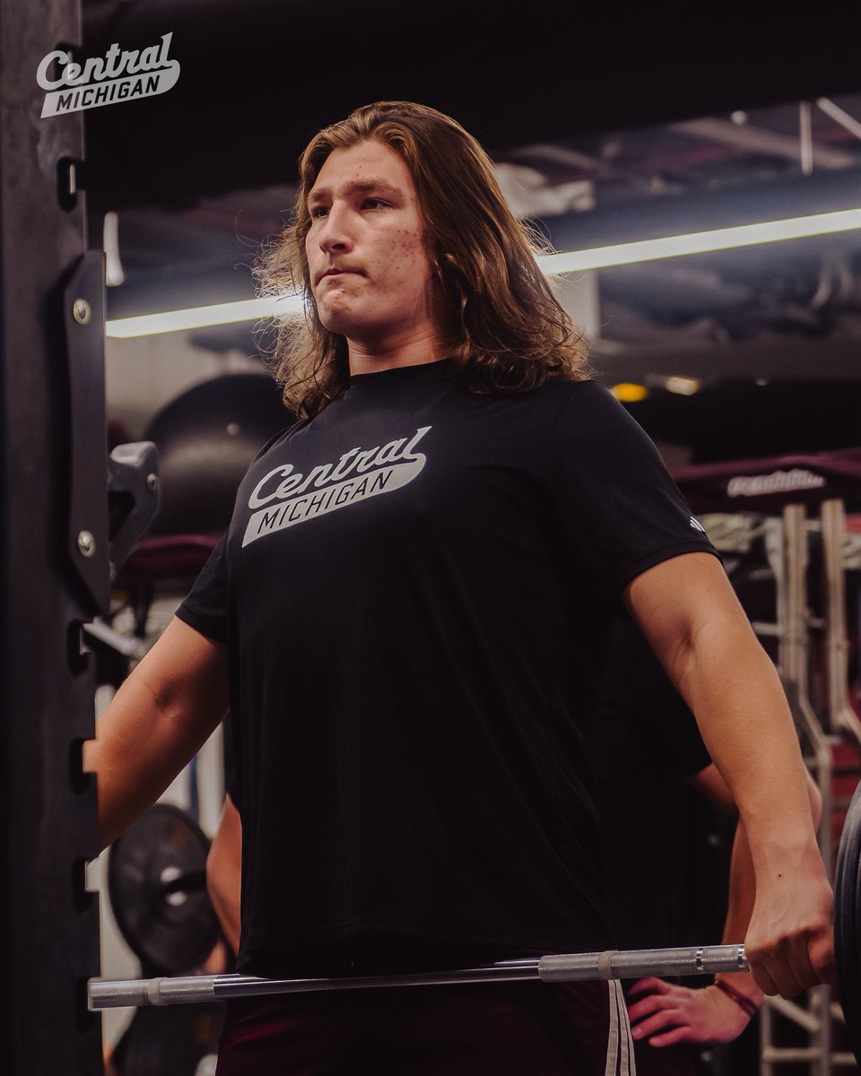 CMU_Football's tweet photo. Back at it. https://t.co/nyKYVX16pY