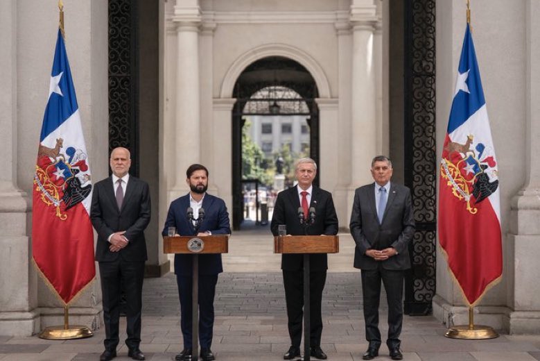 Estos son los valores democrático que defiende la izquierda chilena... 💩💩💩💩💩