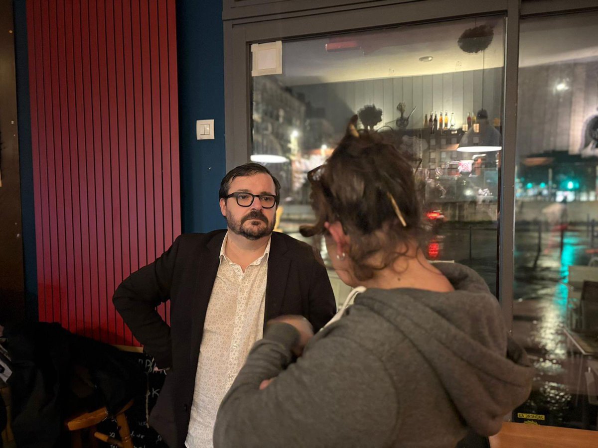 A Nantes, rencontre avec les commerçantes et commerçants de mon oncle, du Chemin de Traverse, de Graslin de Folies, du Balkabar… des partenaires essentiels ancrés dans la vraie vie ! Écouter, comprendre, agir : c’est le sens de notre démarche. <a href="/GaucheUnieNtes/">La Gauche Unie pour Nantes</a>  <a href="/JRolland_Nantes/">Johanna Rolland</a>