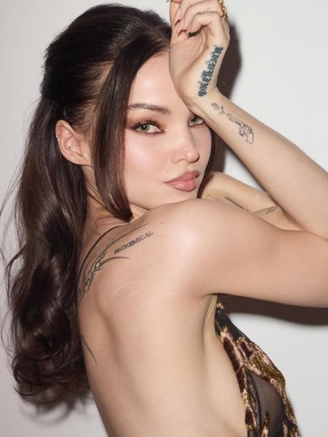 Persephone AKA Kore | Fake (@afflictedvirtue) on Twitter photo 