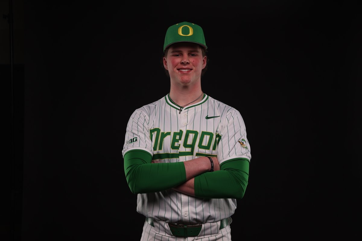 Oregon Duck Baseball tweet media