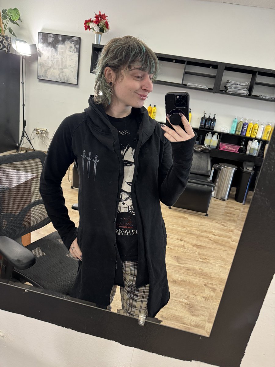 Tay🏳️‍⚧️ tweet media