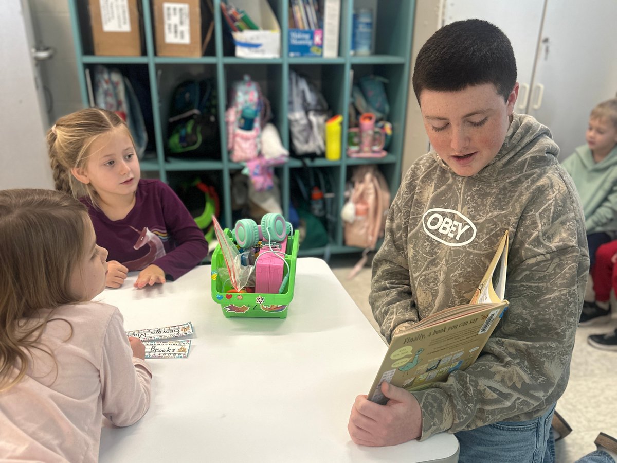 VBSchools tweet media