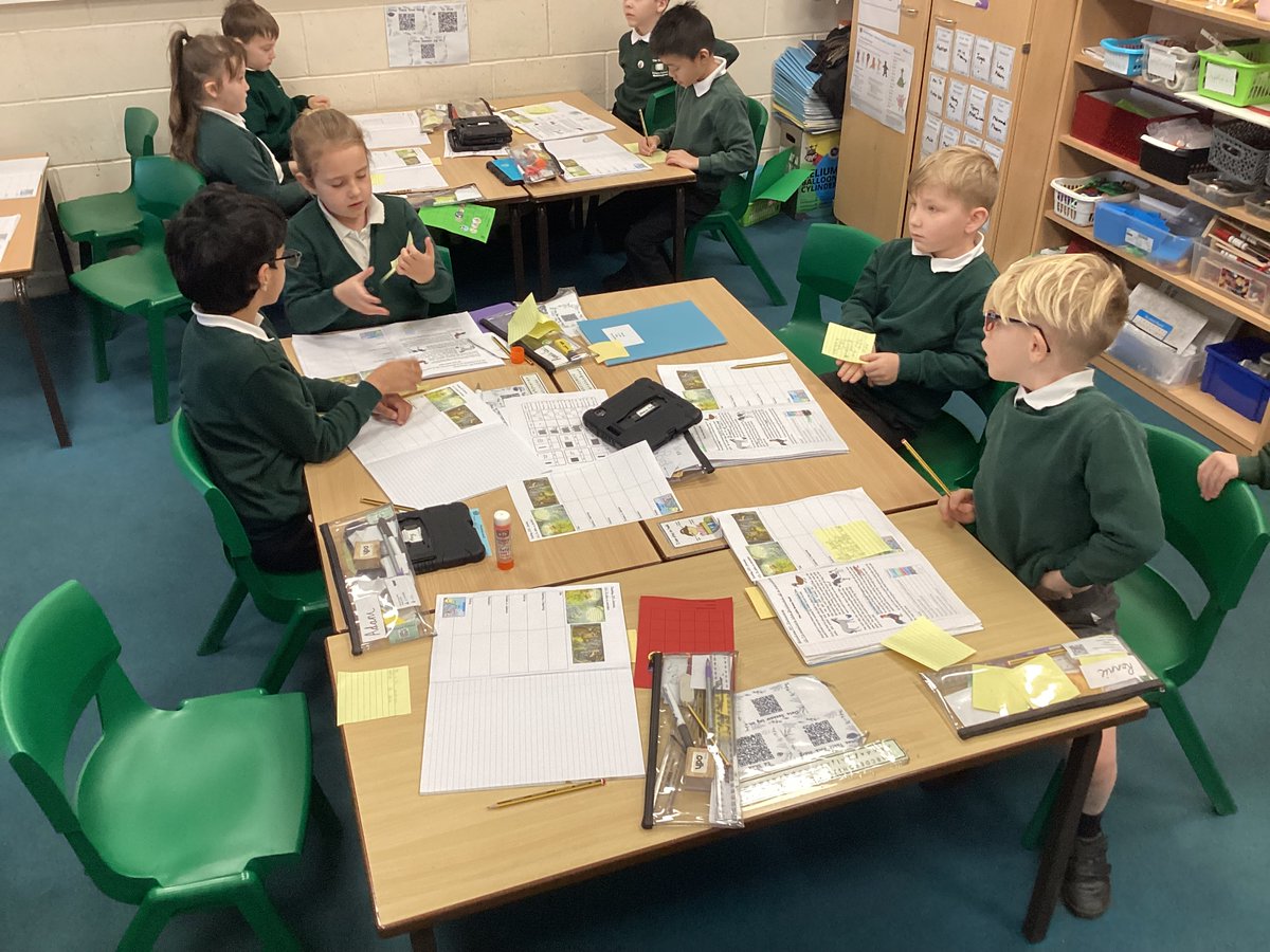 gates_owls's tweet photo. ‘Round Robin’ to start our #TheGatesWriting this morning based on our chosen text, ‘The Tin Forest’. #collaboration https://t.co/9gVevYyLkV