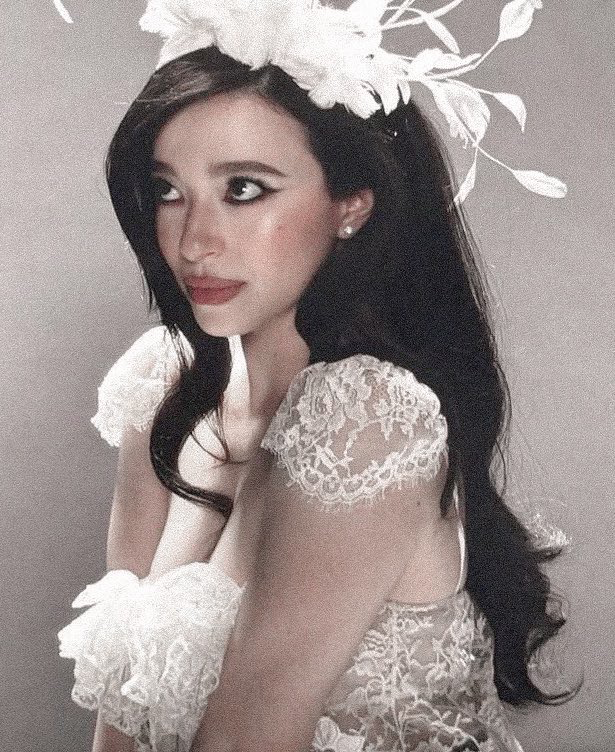 TheCinesthetic's tweet image. mikey madison for snl (2025)