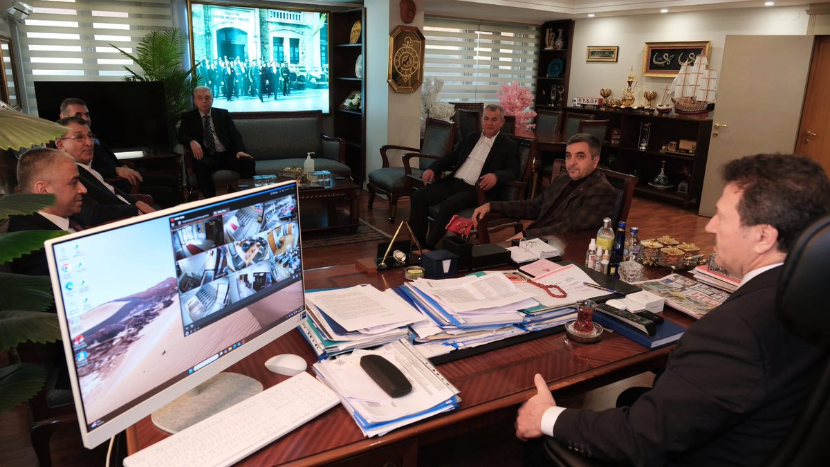 MehmetYiginer's tweet image. Yönetim Kurulu Üyelerimiz; Yozgat ESOB Başkanımız Latif Altın ve Gaziantep ESOB Başkanımız İsmet Özcan ile İstanbul Şoförler Odası Başkanımız Cem Sert’in yanı sıra, gerekli ünvan değişikliklerini yaparak federasyonumuz bünyesine dahil olan Afyonkarahisar Çobanlar Esnaf,…