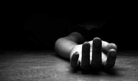 thecableng's tweet photo. Niger varsity student ‘commits suicide’ after ‘losing N600k rent to betting’ 

A 300-level student of the department of computer science at the Ibrahim Badamasi Babangida University, Lapai (IBBUL) in Niger state, has reportedly committed suicide.

The Niger state police command confirmed the death of the student.

The student, identified as Kelvin Danlami, was said to have ended his life after losing N600,000 to betting.

https://t.co/QTcoufvHZZ