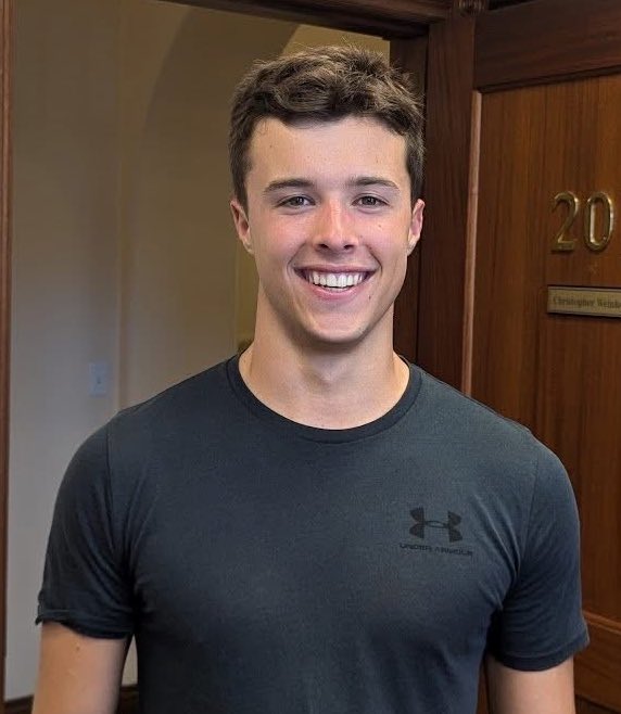 Joseph Weinkopf, a student at Thomas Aquinas College who passed away this week in his sleep, was a daily Mass attendee. According to his parents’ obituary, he spent time praying before Jesus in the Eucharist in the college chapel before going to bed that night.