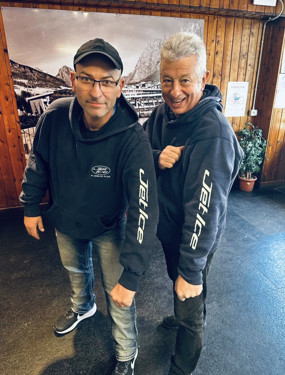 gonzocurl's tweet image. Our Olympic #curling ice techs — Greg from Canada and Mark from Scotland — have landed in Cortina! 
🇨🇦🏴󠁧󠁢󠁳󠁣󠁴󠁿🥌

(photo from a previous site visit)