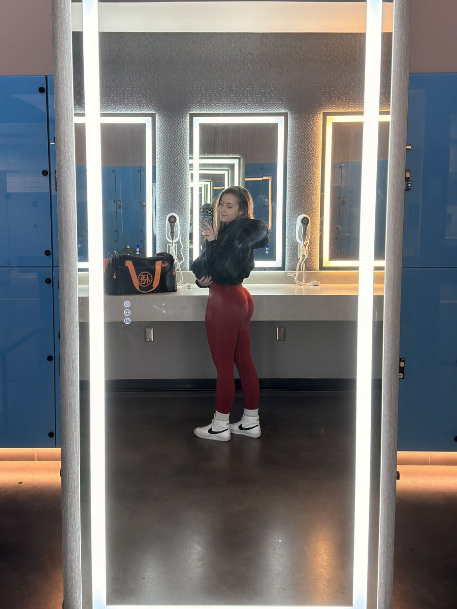 Shortypie🫧 tweet media