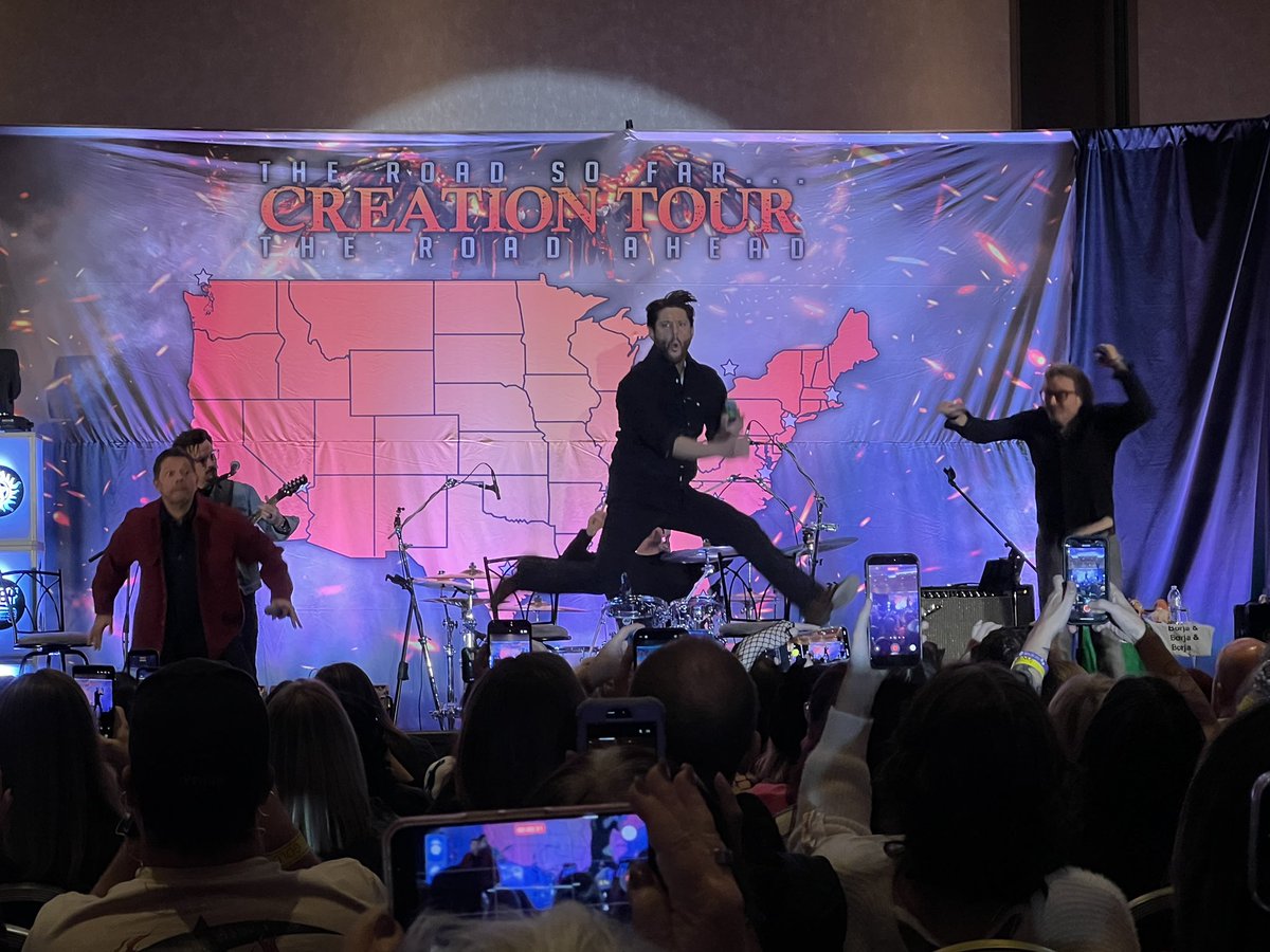Ryuu24's tweet photo. Highlights from 20th anniversary convention for Supernatural. https://t.co/plFJcUrhBR