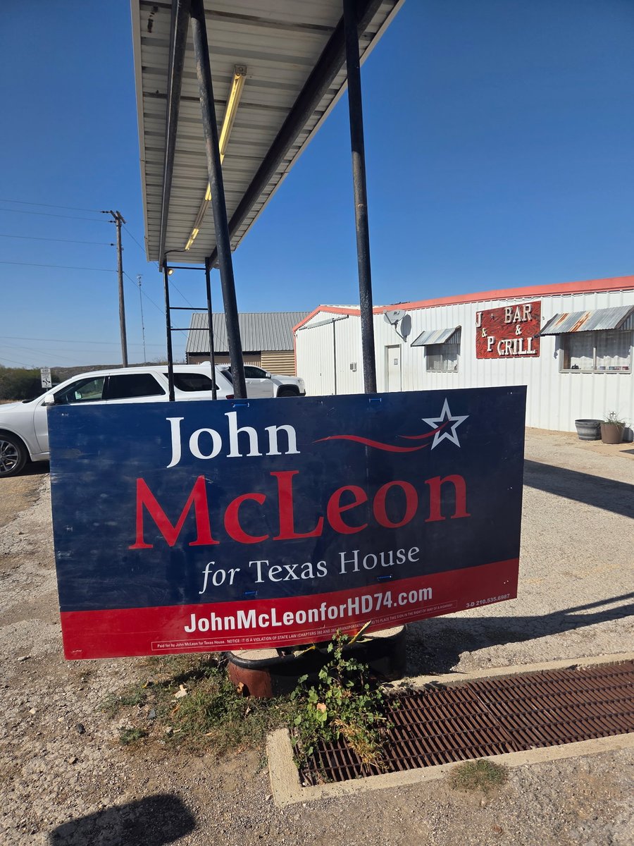 johnmcleonhd74's tweet photo. Signs are popping up all across HD 74! If you still have a sign, now is the time to put it up. If you don't have a sign, you can request one at https://t.co/Xez8yUffsx https://t.co/zDocZ0tVNb