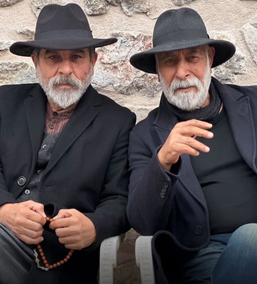 Baba &amp; oğul, yıllar sonra #Yeraltı dizisinin kadrosunda buluşuyor. 

Muhammed Cangören, Sefa Zengin ikilisiyle dizi cast şimdi cuk diye oturdu.🔥