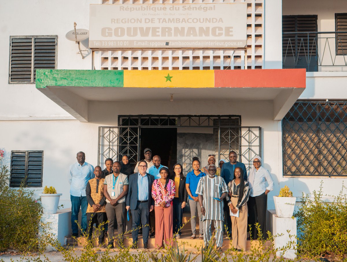 OnuSenegal's tweet image. La mission s’est ensuite poursuivie à Tambacounda , où une visite de courtoisie a été effectuée auprès du Gouverneur de la région.
Ces échanges permettent d’assurer une meilleure #coordination &amp;amp; de renforcer l’alignement des programmes d'@OnuSenegal avec les priorités locales 🇸🇳.