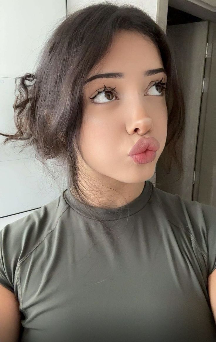 leila_mathney's tweet image. Just say Hi 👋