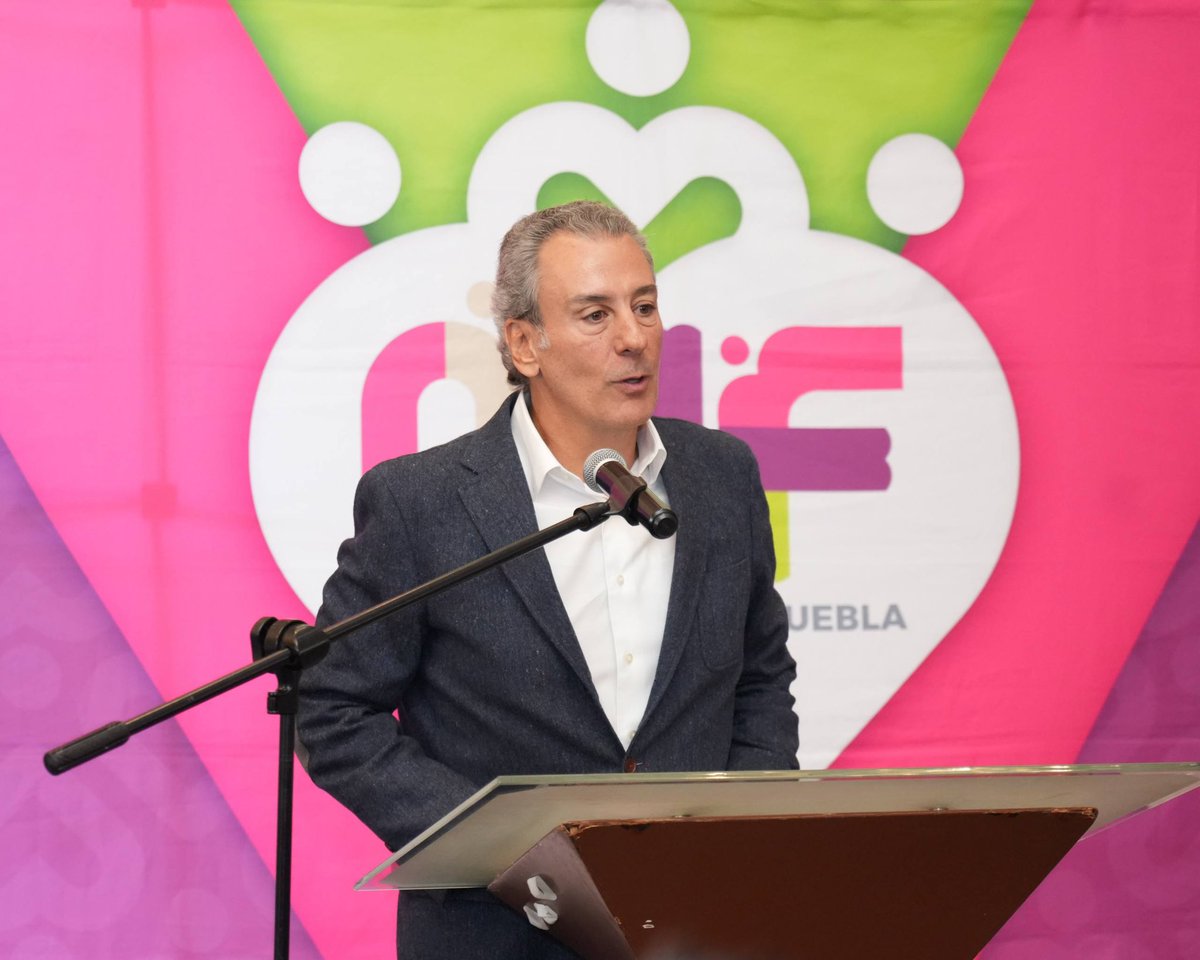 La acreditación que entregamos a Organizaciones de la Sociedad Civil les permitirá contar con más posibilidades para beneficiar a la sociedad. 👏🏻

Por ello, mi esposa, #MariElise y yo celebramos a estas organizaciones por su desempeño y por fortalecer la transparencia de sus