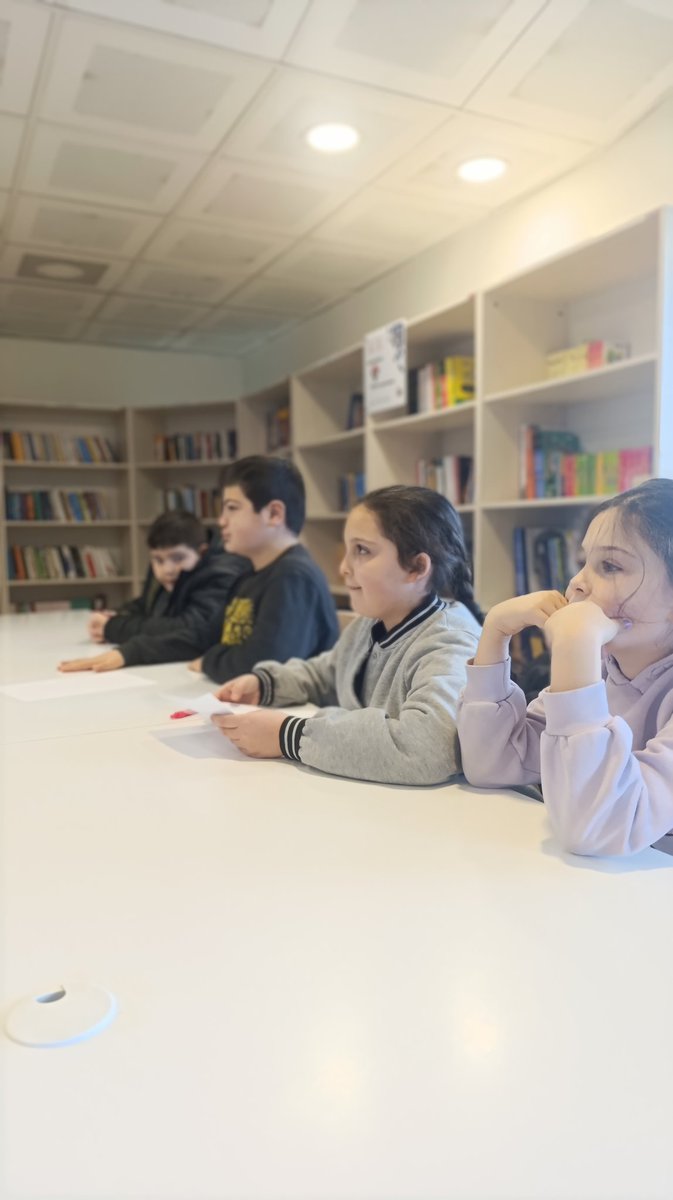 Kışın soğuğu, Gençlik Merkezlerimizin enerjisiyle ısınıyor ❄️✨
Kış Kulübü tüm coşkusuyla devam ediyor!
Eğlence, öğrenme ve bol kahkaha bir arada…
Bu güzel anlardan kareleri sizlerle paylaşmaktan mutluluk duyuyoruz 💙⛄