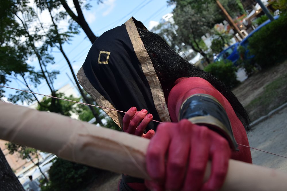 theicez199's tweet photo. an old photo of my alcides cosplay from 2018, hope you like it, who knows if I'll be able to bring it back again someday.
I can't wait to see episode 4

#fatestrangefake #strangefake #ストレンジフェイク #fgo #cosplay https://t.co/j4MhALJtSL